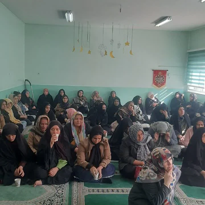 نمای کلی جشن میلاد امام زمان و دهه فجر در مدرسه امیرکبیر